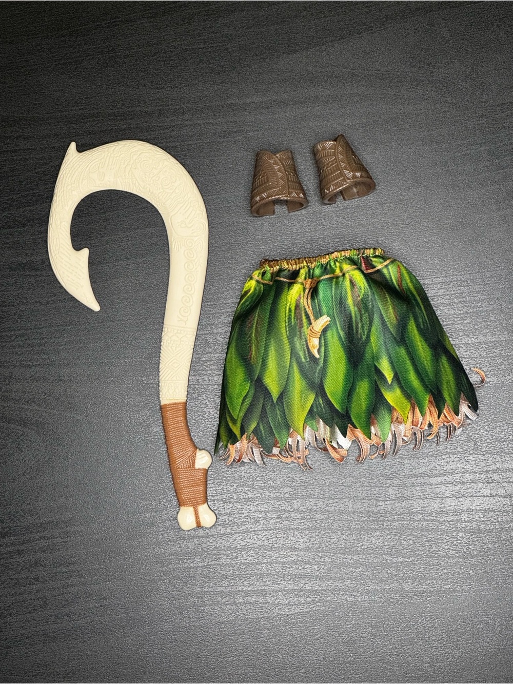 Moana Maui doll accessories